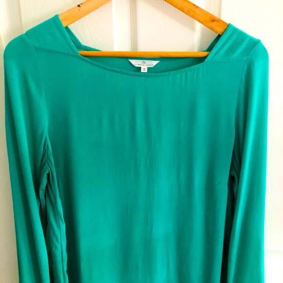 Women’s blouse - Picture 1 of 4